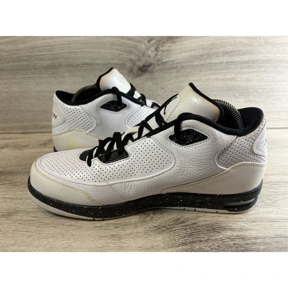 Nike Jordan After Game 428825-103 2011 Athletic White Black Shoes Mens US‎ Sz 9